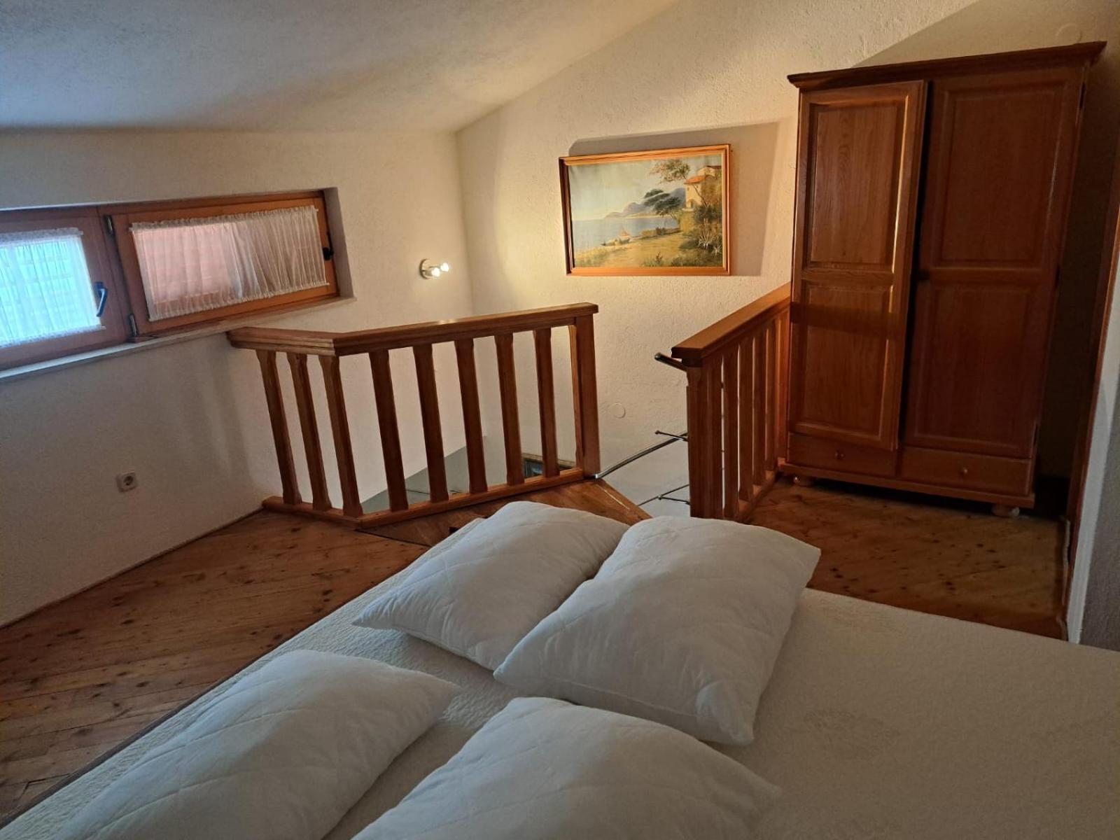 Villa Apartments Oliva Seget Vranjica Eksteriør billede
